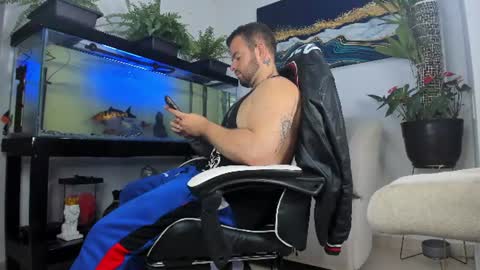 Snapshot of johnnygrayson_ chatting on June 10, 2026, 11:57 pm JOHNNY online show from June 10, 2026, 11:57 pm