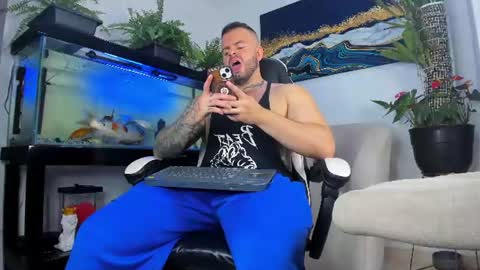 Snapshot of johnnygrayson_ chatting on June 12, 2026, 1:59 am JOHNNY online show from June 12, 2026, 1:59 am