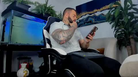 Snapshot of johnnygrayson_ chatting on July 12, 2026, 1:07 am JOHNNY online show from July 12, 2026, 1:07 am