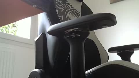 Johnnyscum80 online show from January 23, 2025, 10:43 am