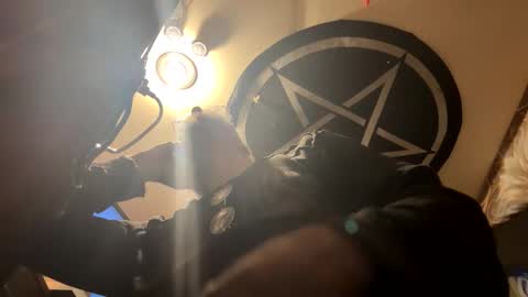 johnnyshung1 online show from March 15, 2026, 12:00 pm