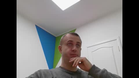 Snapshot of johnoreon chatting on February 16, 2025, 7:04 am johnoreon online show from February 16, 2025, 7:04 am