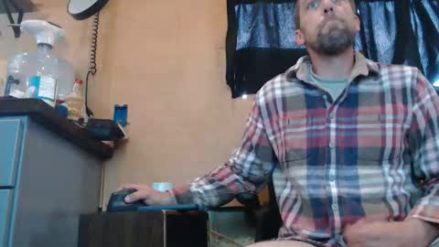 johnplayer23 online show from April 20, 2026, 2:31 pm