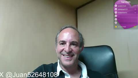 Snapshot of johnq_23 chatting on September 19, 2025, 4:07 pm John online show from September 19, 2025, 4:07 pm