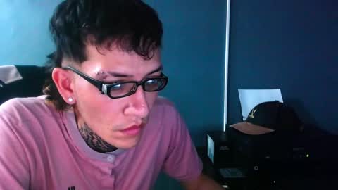Snapshot of johnsonisaac94_ chatting on December 1, 2024, 10:32 pm johnsonisaac94 online show from December 1, 2024, 10:32 pm