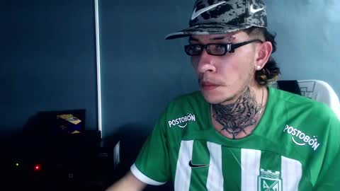 Snapshot of johnsonisaac94_ chatting on December 13, 2024, 7:25 am johnsonisaac94 online show from December 13, 2024, 7:25 am