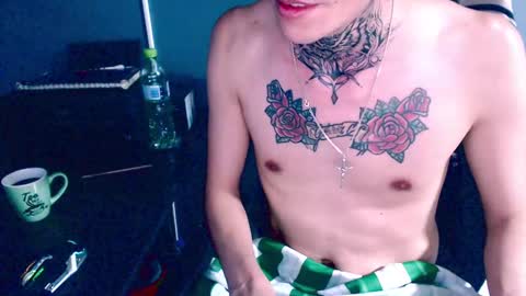 Snapshot of johnsonisaac94_ chatting on December 19, 2024, 7:18 am johnsonisaac94 online show from December 19, 2024, 7:18 am