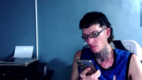 Snapshot of johnsonisaac94_ chatting on December 24, 2024, 7:06 am johnsonisaac94 online show from December 24, 2024, 7:06 am
