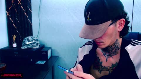 Snapshot of johnsonisaac94_ chatting on February 25, 2025, 8:25 am johnsonisaac94 online show from February 25, 2025, 8:25 am