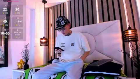 Snapshot of johnsonisaac94_ chatting on March 1, 2026, 11:51 pm johnsonisaac94 online show from March 1, 2026, 11:51 pm