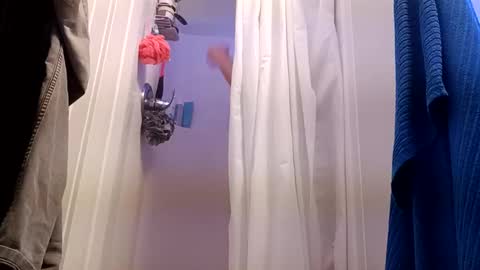 johntong13 online show from February 3, 2026, 9:53 pm