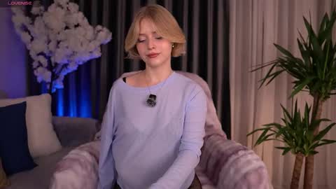 Paula online show from September 26, 2025, 2:37 am