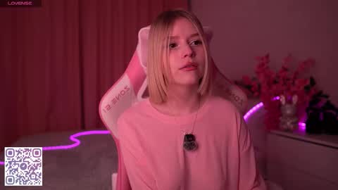 Paula online show from March 6, 2026, 11:45 pm