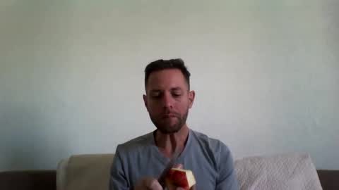 jojo19844 online show from October 3, 2025, 11:07 am