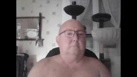 Snapshot of jojo60000529566 chatting on January 7, 2025, 9:29 am jojo60000529566 online show from January 7, 2025, 9:29 am