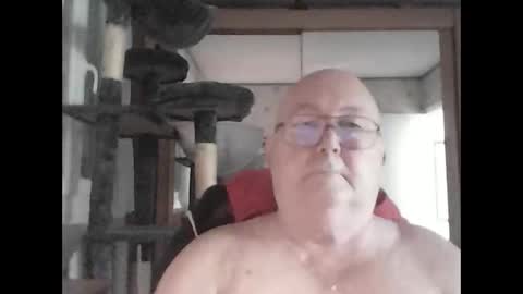 Snapshot of jojo60000529566 chatting on February 3, 2025, 11:31 am jojo60000529566 online show from February 3, 2025, 11:31 am