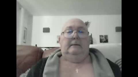 Snapshot of jojo60000529566 chatting on March 5, 2025, 7:06 pm jojo60000529566 online show from March 5, 2025, 7:06 pm