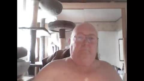 Snapshot of jojo60000529566 chatting on October 6, 2025, 10:02 am jojo60000529566 online show from October 6, 2025, 10:02 am