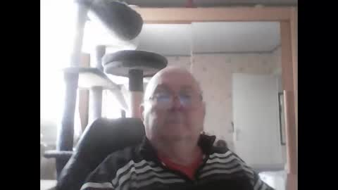 Snapshot of jojo60000529566 chatting on November 19, 2025, 10:04 am jojo60000529566 online show from November 19, 2025, 10:04 am