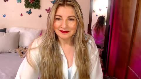Snapshot of jolie_mature_ chatting on May 11, 2026, 9:45 pm Jolie Mature online show from May 11, 2026, 9:45 pm