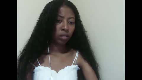 joliekah27 online show from April 10, 2026, 8:52 am