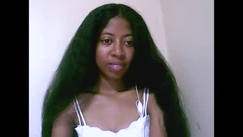 joliekah27 online show from April 24, 2026, 5:54 am