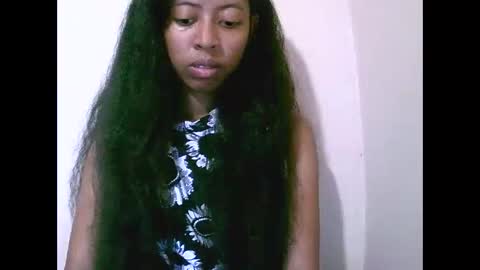 joliekah27 online show from April 28, 2026, 7:13 am