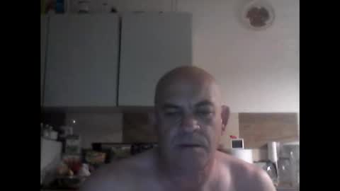 jolmasz30 online show from May 28, 2026, 7:11 pm