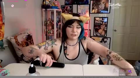 Snapshot of joltionmac chatting on November 20, 2025, 4:45 am JoltionMac JJ online show from November 20, 2025, 4:45 am