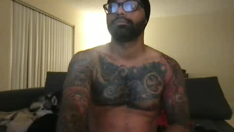 jon2h6k online show from July 4, 2026, 3:45 am