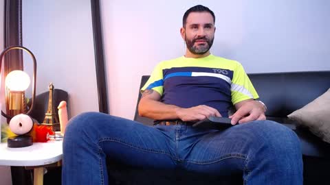 Snapshot of jonas_beard1 chatting on January 29, 2025, 7:53 pm JONAS BEARD online show from January 29, 2025, 7:53 pm