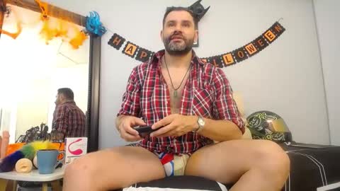 Snapshot of jonas_beard1 chatting on October 24, 2025, 2:46 pm JONAS BEARD online show from October 24, 2025, 2:46 pm