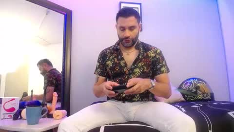 Snapshot of jonas_beard1 chatting on November 30, 2025, 3:16 pm JONAS BEARD online show from November 30, 2025, 3:16 pm