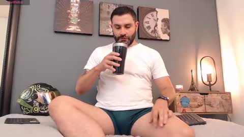 JONAS BEARD  online show from August 1, 2026, 9:46 pm