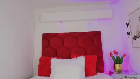 Jonas  online show from September 16, 2025, 1:12 pm