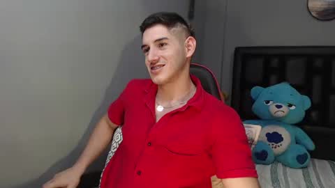 Snapshot of jonathancast08 chatting on January 12, 2025, 2:09 pm jonathancast08 online show from January 12, 2025, 2:09 pm