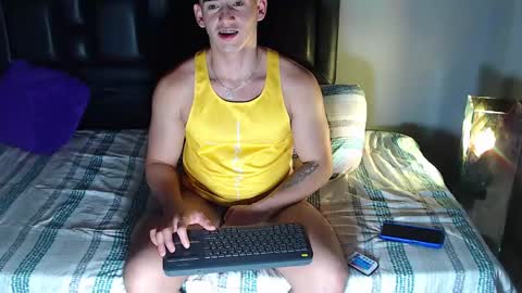 Snapshot of jonathancast08 chatting on January 24, 2025, 9:15 pm jonathancast08 online show from January 24, 2025, 9:15 pm