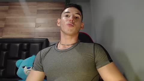 Snapshot of jonathancast08 chatting on February 8, 2025, 5:51 am jonathancast08 online show from February 8, 2025, 5:51 am