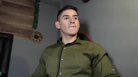 Snapshot of jonathancast08 chatting on February 10, 2025, 12:52 am jonathancast08 online show from February 10, 2025, 12:52 am