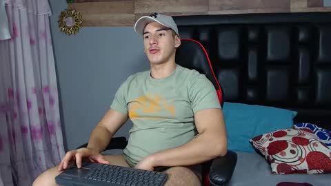 Snapshot of jonathancast08 chatting on February 26, 2025, 1:52 pm jonathancast08 online show from February 26, 2025, 1:52 pm