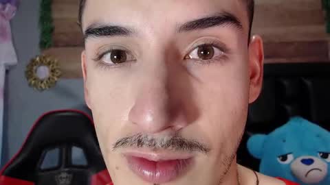 Snapshot of jonathancast08 chatting on March 7, 2025, 5:08 am jonathancast08 online show from March 7, 2025, 5:08 am