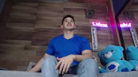 Snapshot of jonathancast08 chatting on September 29, 2025, 5:18 pm jonathancast08 online show from September 29, 2025, 5:18 pm