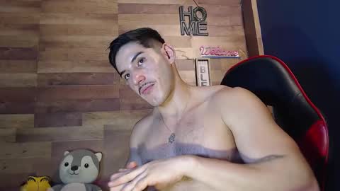 Snapshot of jonathancast08 chatting on November 11, 2025, 2:28 pm jonathancast08 online show from November 11, 2025, 2:28 pm