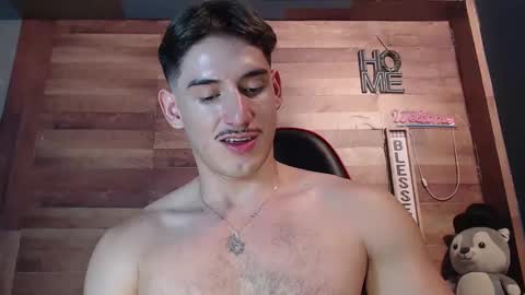 Snapshot of jonathancast08 chatting on November 20, 2025, 6:40 pm jonathancast08 online show from November 20, 2025, 6:40 pm