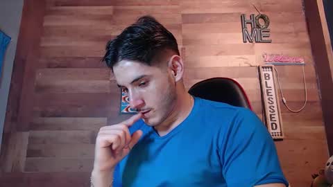 jonathancast08 online show from December 18, 2025, 12:38 am