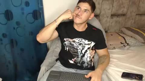 jonathancast08 online show from July 11, 2026, 7:27 pm