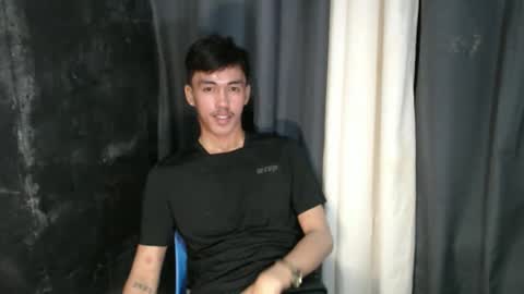 Snapshot of jonel_xx chatting on March 12, 2026, 12:33 pm jonel online show from March 12, 2026, 12:33 pm