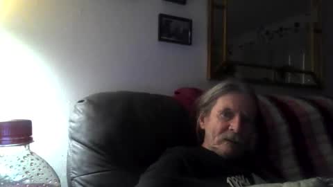 Snapshot of jonelvis6543 chatting on November 9, 2025, 7:50 am Jonelvis123456 online show from November 9, 2025, 7:50 am