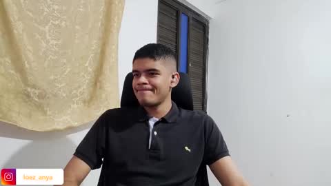 Snapshot of jonhsebastiann chatting on November 6, 2025, 6:47 am John online show from November 6, 2025, 6:47 am