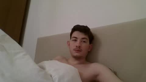 Snapshot of jonhy_merlin chatting on April 16, 2026, 3:18 am jonhy_merlin online show from April 16, 2026, 3:18 am